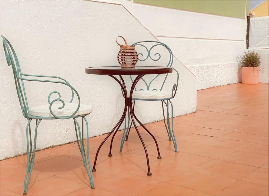 Cozy Apartment With Private Courtyard Barcarena 外观 照片