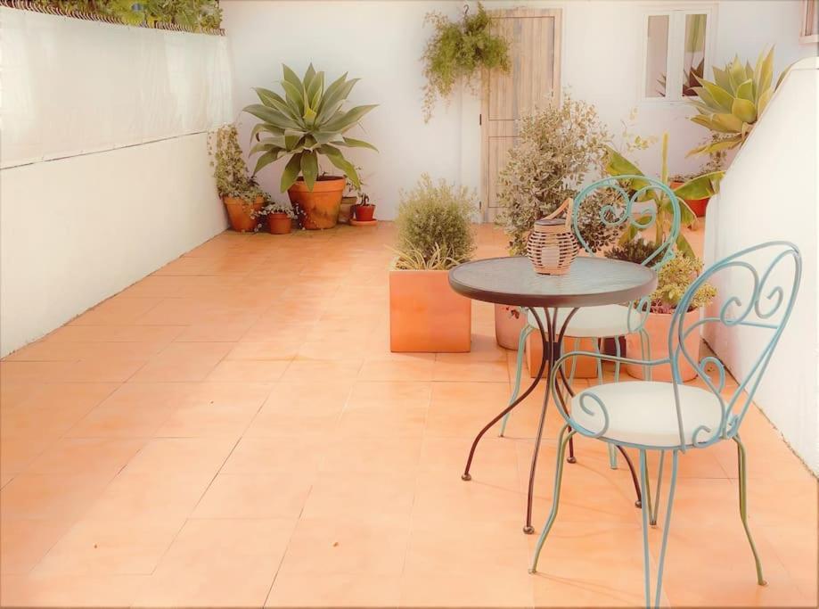 Cozy Apartment With Private Courtyard Barcarena 外观 照片